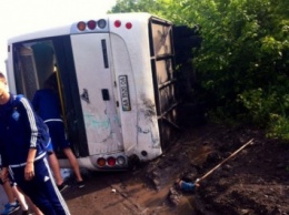 Автобус "Динамо" U-16 перевернулся по пути в Днепропетровск
