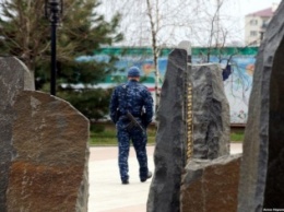 Культ личности: военные в форме и цитаты Кадырова на улицах Грозного (фото)