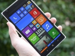 Новому Windows-флагману Surface Phone приписывают до 8 ГБ ОЗУ и 500 ГБ встроенной памяти