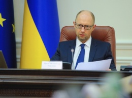 Яценюк обсудил с сенатором США Дурбиным реформы и экономическое восстановление Украины