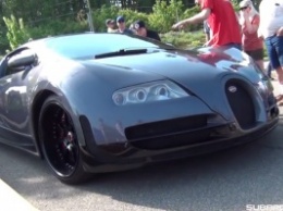 «Реплика» Bugatti Veyron привлекла внимание на слете суперкаров: видео
