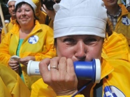 Южно-украинские митинговали под Кабмином против блокировки счетов "Энергоатома"