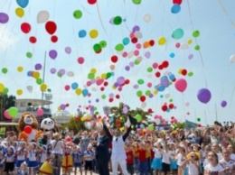 В День защиты детей в Крыму впервые прошел «Парад дошколят» (ФОТО)