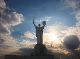 Памятник «Родина-мать» в Киеве не будет демонтирован