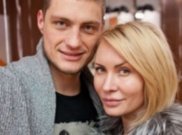 Александр Задойнов намекнул на интим с Элиной Камирен