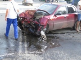 В Мелитополе жуткая авария: столкнулись пять автомобилей, - ФОТО