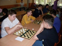 При поддержке Андрея Гальченко криворожские школьники приняли участие в областных соревнованиях «Чудо-шашки» (фото)