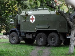 Боевики на Луганщине расстреляли медицинский автомобиль