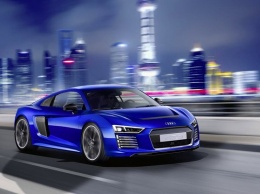 Audi презентовала беспилотную версию R8 e-tron (ФОТО)