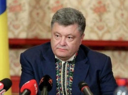 Порошенко принял верительные грамоты от 12 иностранных послов и призвал их поддержать Украину