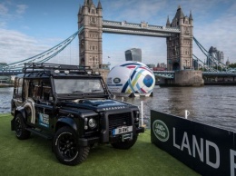 Land Rover Defender получил спецмодификацию в стиле регби