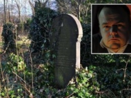 Охотники за привидениями приняли стоны порноактеров на кладбище за голоса духов