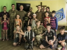 Бойцы "Азова" посетили республику "Пилигрим" (ФОТО + ВИДЕО)