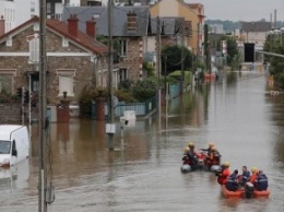 На севере Франции из-за наводнений объявлен «оранжевый» уровень угрозы