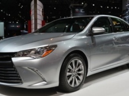 На eBay подержанную Toyota Camry продают за 160 тысяч долларов