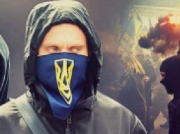 Украинские правые радикалы помогают предпринимателям грабить людей