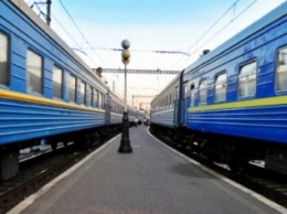 Летом в Херсон будут курсировать дополнительные поезда
