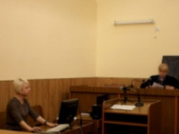В Покровске (Красноармейске) суд решил передать дело секретаря городского совета в правоохранительные органы для надлежайшего оформления