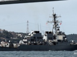 Ракетный эсминец США USS Porter вошел в Черное море