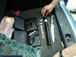 В Одессе водитель попался на перевозке наркотиков и оружия
