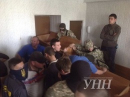 Выезды из Одесского апелляционного областного суда заблокированы активистами