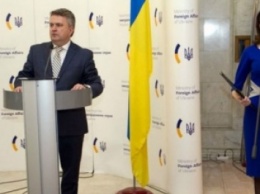 Стыдно за страну - Артемий Лебедев высмеял Россию и похвалил Украину (ФОТО)