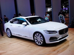 Volvo представит новинку S90 в автосалонах Москвы