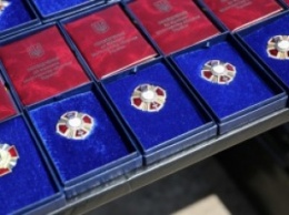 Полторак на "Широком Лане" вручил награды бойцам 93-й бригады