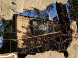 В результате обстрелов в Горловке и Докучаевске повреждены одиннадцать частных домов