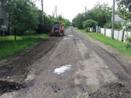 На Днепропетровщине начали капитально ремонтировать еще 2 дороги
