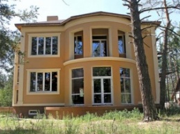 Фонд гарантирования вкладов продает частные дома под Киевом