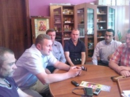 В Новой Каховке "Белая стрела" создала волонтерский координационный центр