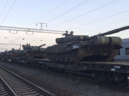Россия направила к границе с Украиной очередную колонну военной техники