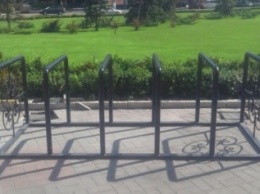 Велопарковки установят в каждом районе Каменского