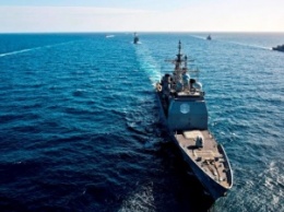 РФ проводит в Черном море учения по условному уничтожению кораблей НАТО