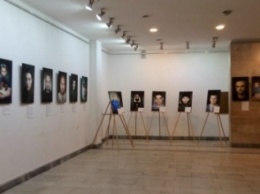 В Днепре открылась выставка "Портрет солдата" (ФОТО)