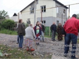 Новые ужасающие фото разрушений Донецка после обстрела: во дворах вместе с обломками домов - осколки снарядов боевиков