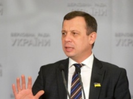 Украина должна продолжать курс Яценюка на полную энергонезависимость от РФ, - нардеп