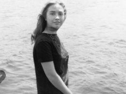 СМИ раскопали студенческие фото Хиллари Клинтон (фото)