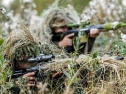 Боевики набирают снайперов в женской колонии - разведка