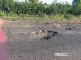 В Николаев водители вынуждены въезжать по опасным дорогам