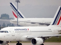 Пилоты Air France начали бастовать на второй день Евро-2016