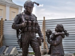 В Крыму оккупанты открыли памятник российским солдатам, участвовавших в аннексии полуострова