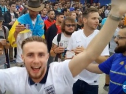 Английские болельщики спели "Путин х*йло!" перед матчем с Россией