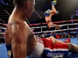 Украинский боксер Ломаченко эффектно добыл чемпионский пояс