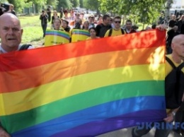 Марш равенства двинулся от парка Шевченко