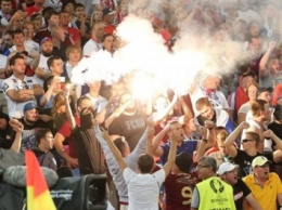В УЕФА признают ошибки с разделением фанатов на стадионе в Марселе