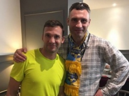 В.Кличко во Франции встретился с А.Шевченко перед матчем Украина-Германия