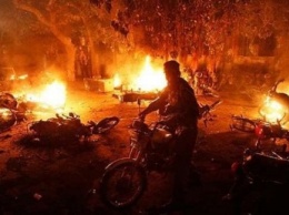 В Москве сгорел гараж с мототехникой