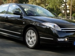 На продажу выставлен последний из выпущенных авто роскошный седан Citroen C6